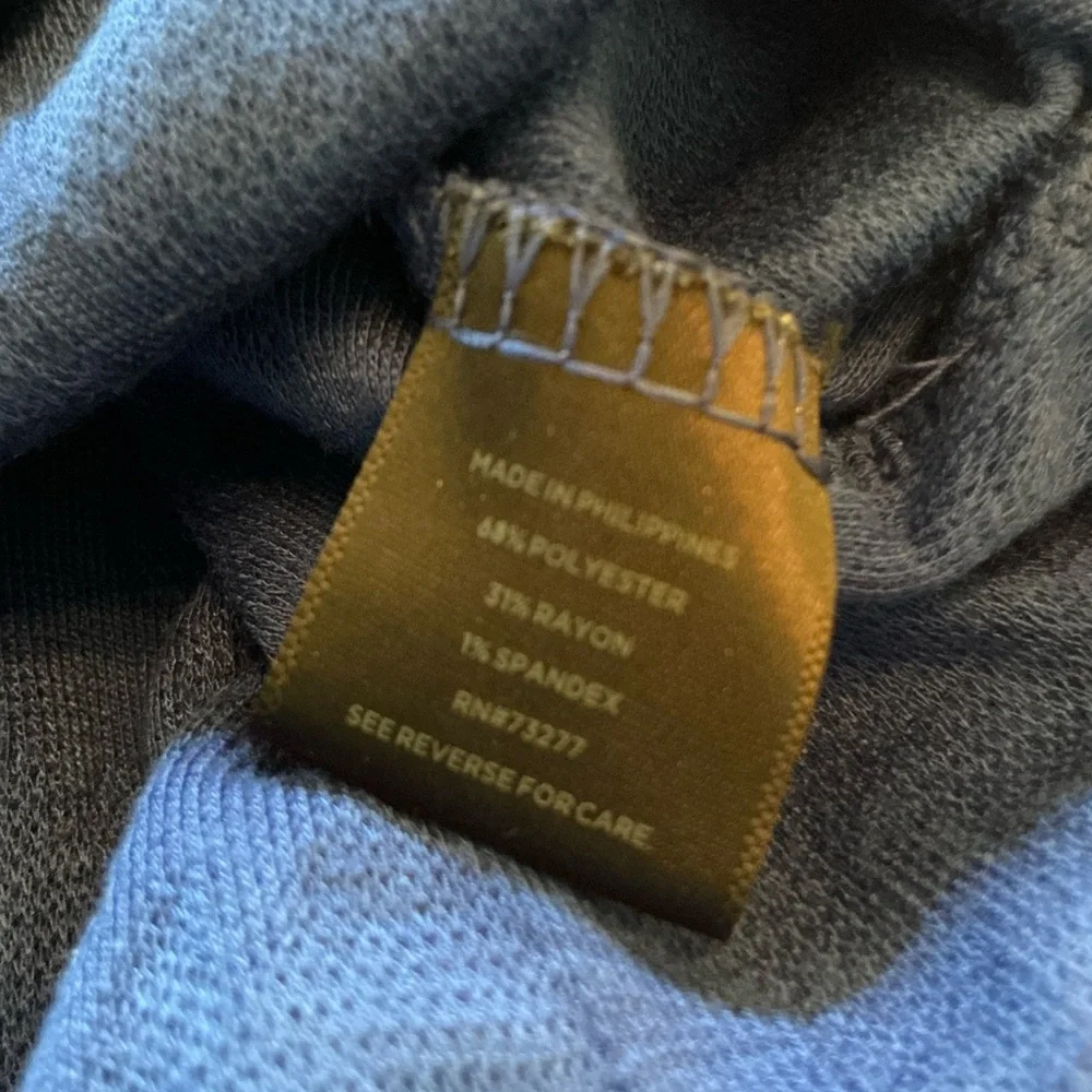 Simply Vera Wang 0X top in Rich Blue long sleeves lightweight sweater soft comfy